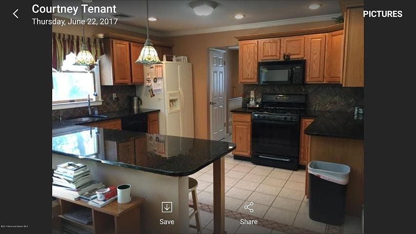 2nd image of 425 Ensign Ave