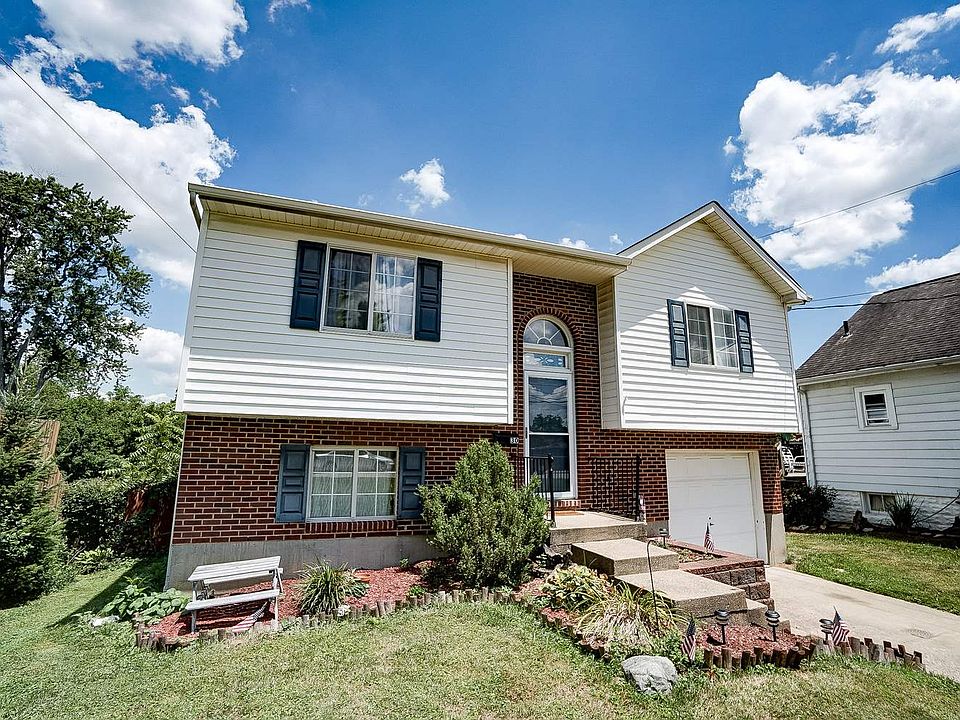 1st image of 30 Goodridge Dr