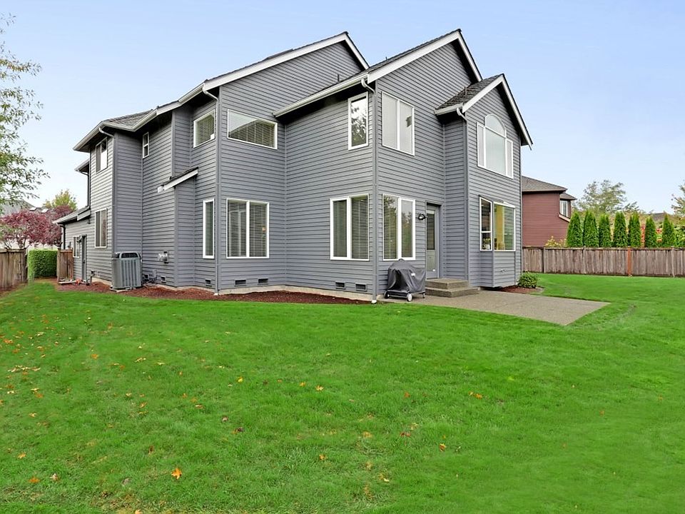 1st image of 1740 267th Ct SE