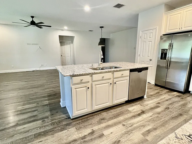 7942 Roma Dune Dr — Photo 9