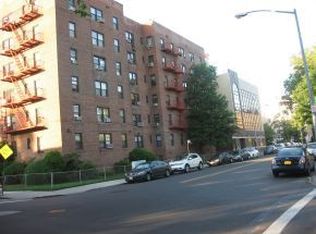 1293 E 5th St APT 2B, Brooklyn, NY 11230