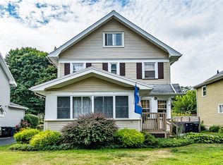 99 Somershire Dr, Rochester, NY 14617