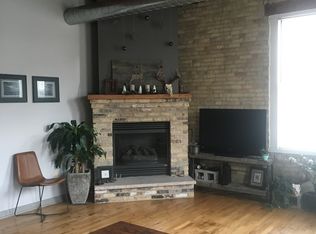 418 N 3rd St UNIT 180, Milwaukee, WI 53203