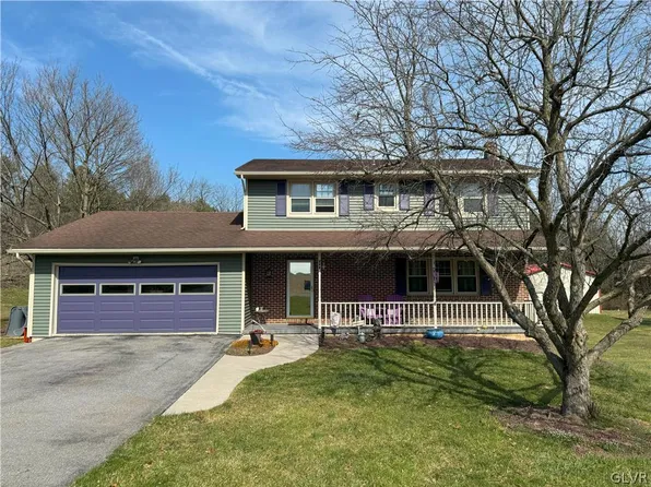 228 Forest View Dr, Kutztown, PA 19530