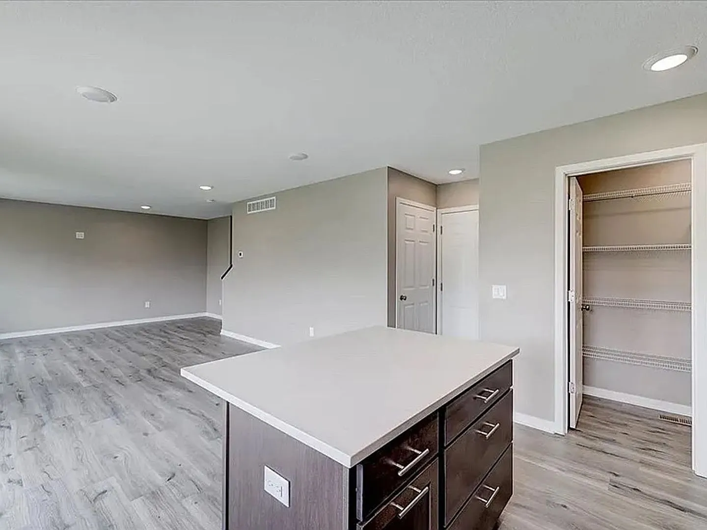 New Construction 4 Bedroom House for Rent! — Photo 4