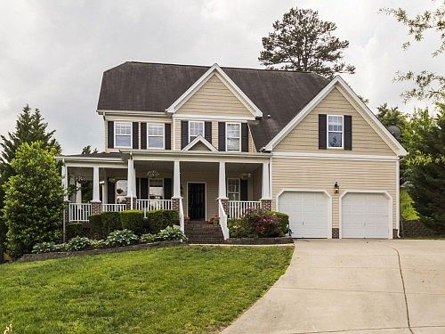 2nd image of 103 Farriers Ln