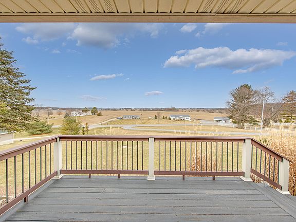 2nd image of 3181 County Road 18