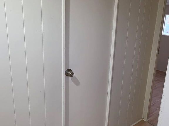 3rd image of 2602 E Walnut St #9