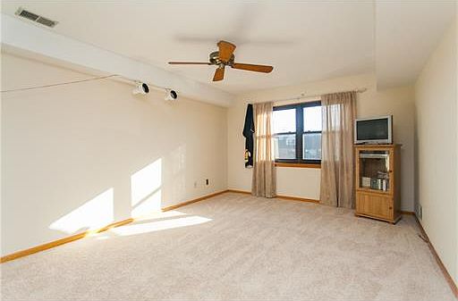 4th image of 122-H Beverly Hill Ter