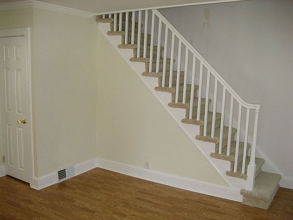 4th image of 254 White Ave