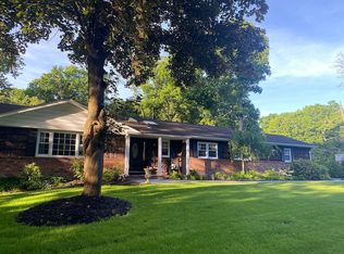30 Sunken Meadow Rd, Northport, NY 11768