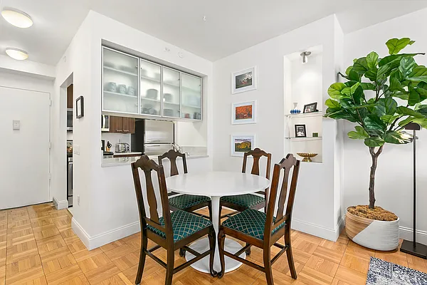 Rented by Compass | media 4