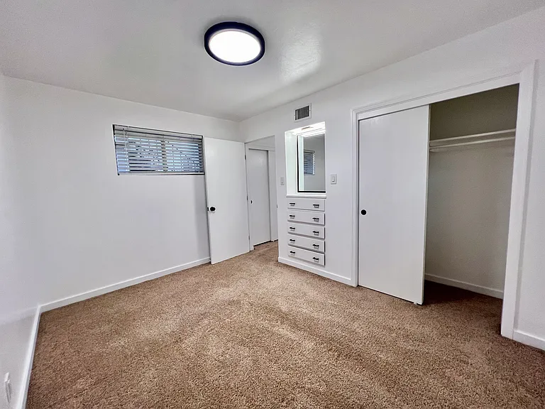 707 Grace St — Photo 10