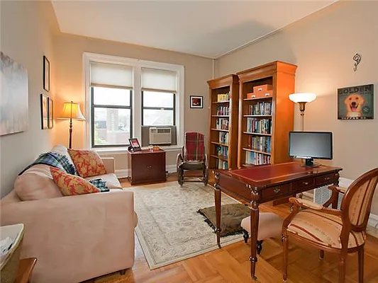 Sold by Avenue Sotheby's International Realty | media 26