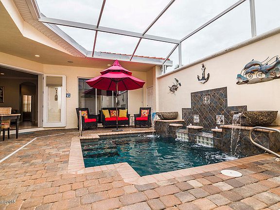 3rd image of 568 Casa Bella Dr #803