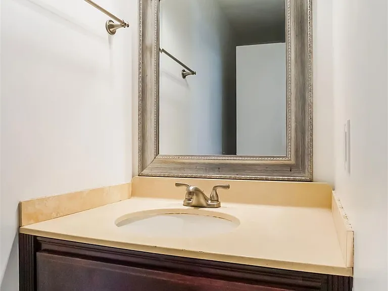1122 Hollow Creek Dr #1 — Photo 13
