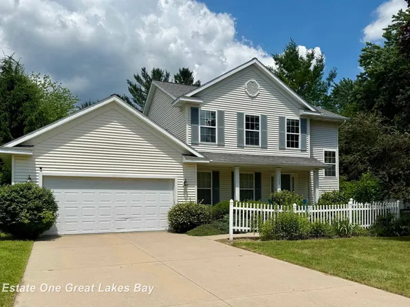 11540 Saddlebrook Cir, Freeland, MI 48623