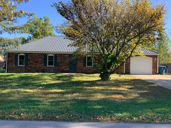 317 Aspen Dr, Lawrenceburg, KY 40342
