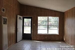 3rd image of 109 Circle Dr