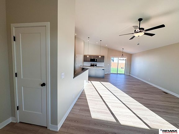 4th image of 4324 Woodside Village Dr
