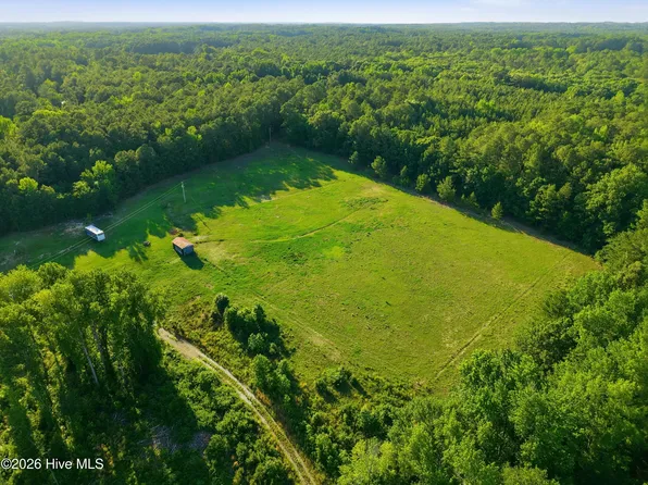 2025 Vass Carthage Road, Carthage, NC 28327