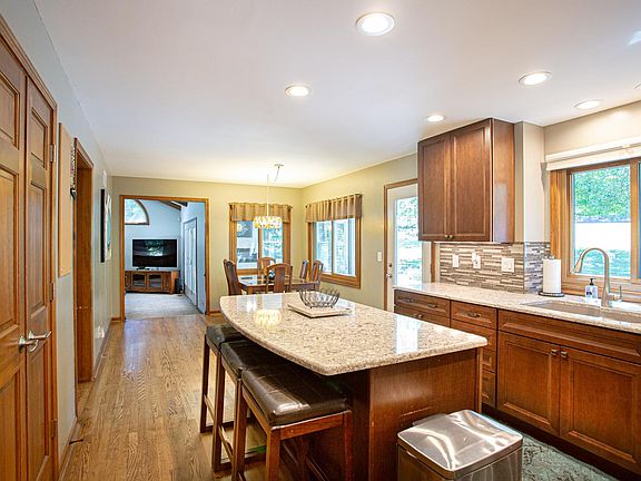 4th image of 1541 Jolee Dr