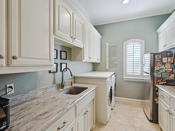 5th image of 1315 Eagle Bend Dr
