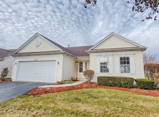 101 River Run Ct, Oswego, IL 60543