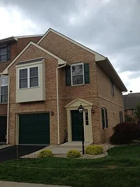 1265 Lindsay Ln photo 1