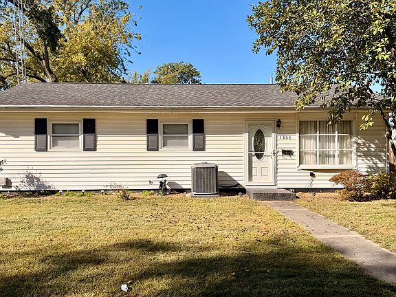 2nd image of 1308 Short St