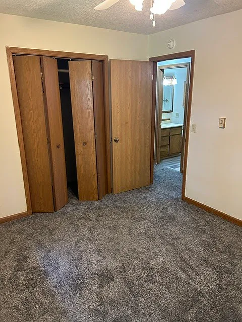 Glenn 1152 - B — Photo 3