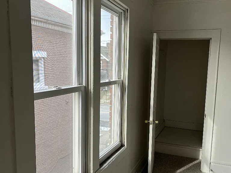 1337 E Long St — Photo 21