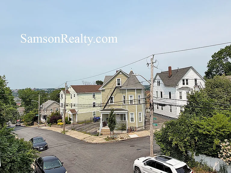 131 Abbott St #2 — Photo 22