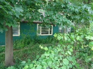4827 Auburn St, Rockford, IL 61101