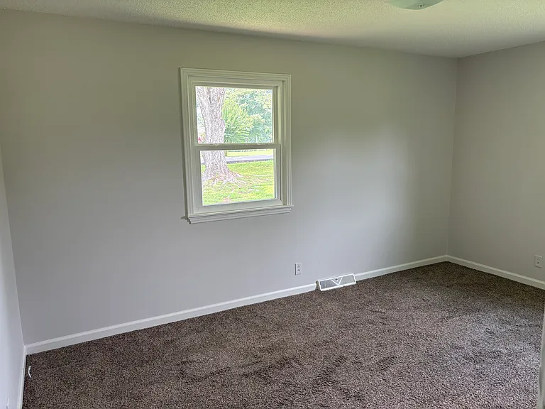 328 Lookout Dr — Photo 20