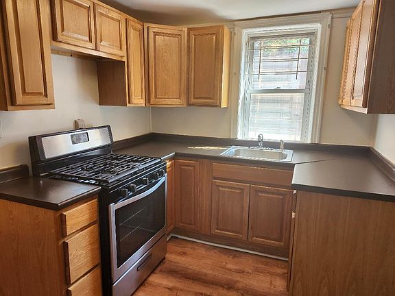2nd image of 1512 E 56th St Floor 1