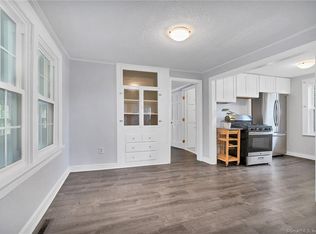 27 Stanley Ave, Watertown, CT 06779