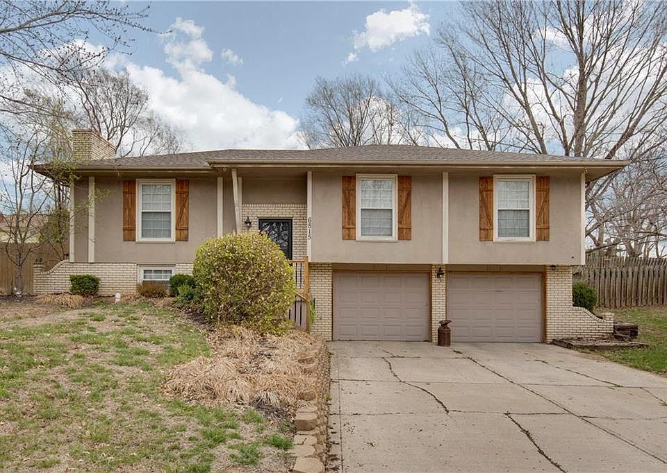 1st image of 6815 NW Pleasantview Dr