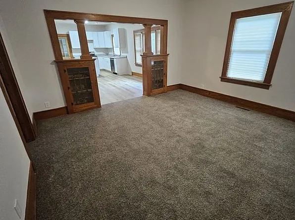 413 S Gates St, Oakland, IA 51560