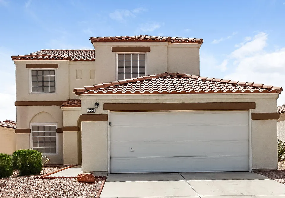 733 Red Bark Ln