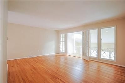 3rd image of 2509 N Frolic Ave