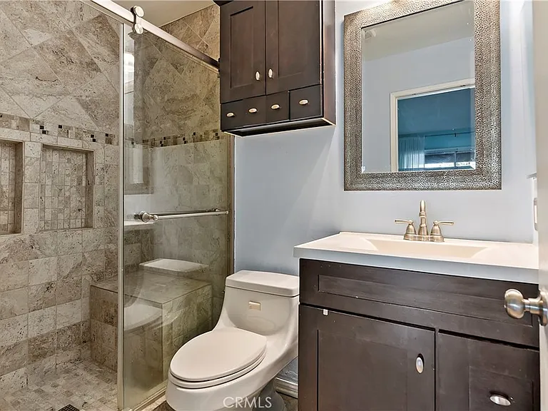 8707 Cedros Ave #7 — Photo 22