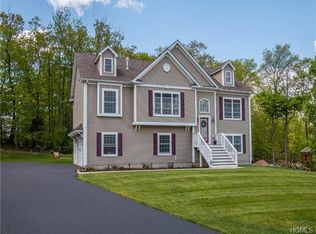 5 Hewson Rd, Monroe, NY 10950