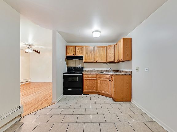 5th image of 6205 S Michigan Ave APT 2C