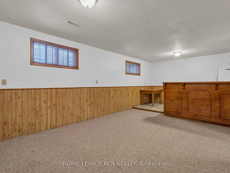 126 Nelson St W #A — Photo 22