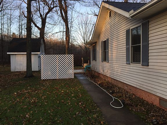3rd image of 239 Turner Dr