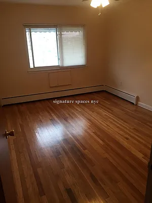Rented by Signature Spaces NYC Corp | media 13
