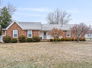 3361 Mallard Dr, Clarksville, TN 37042