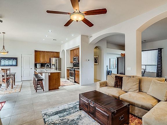 3rd image of 1115 E Magellan Dr