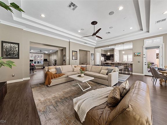5th image of 217 Tiburtina Ave